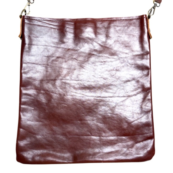 bag large leather crossbody unlined detachable strap handmade snap close - Picture 4 of 11